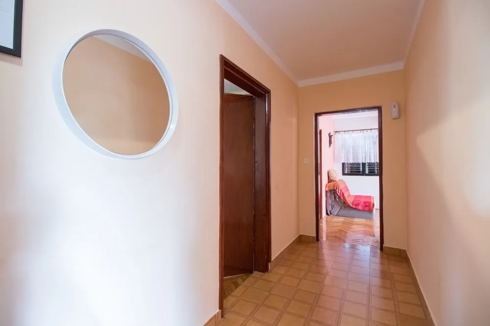 Apartment and Room Marica