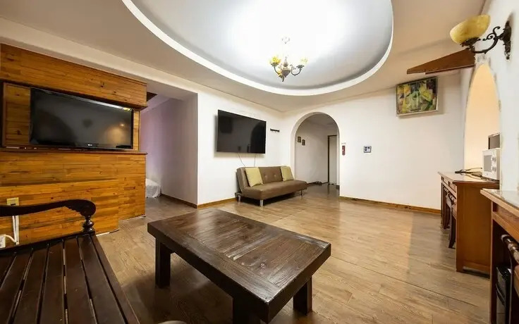 Cheongju Beukmeunro Toronto Hotel