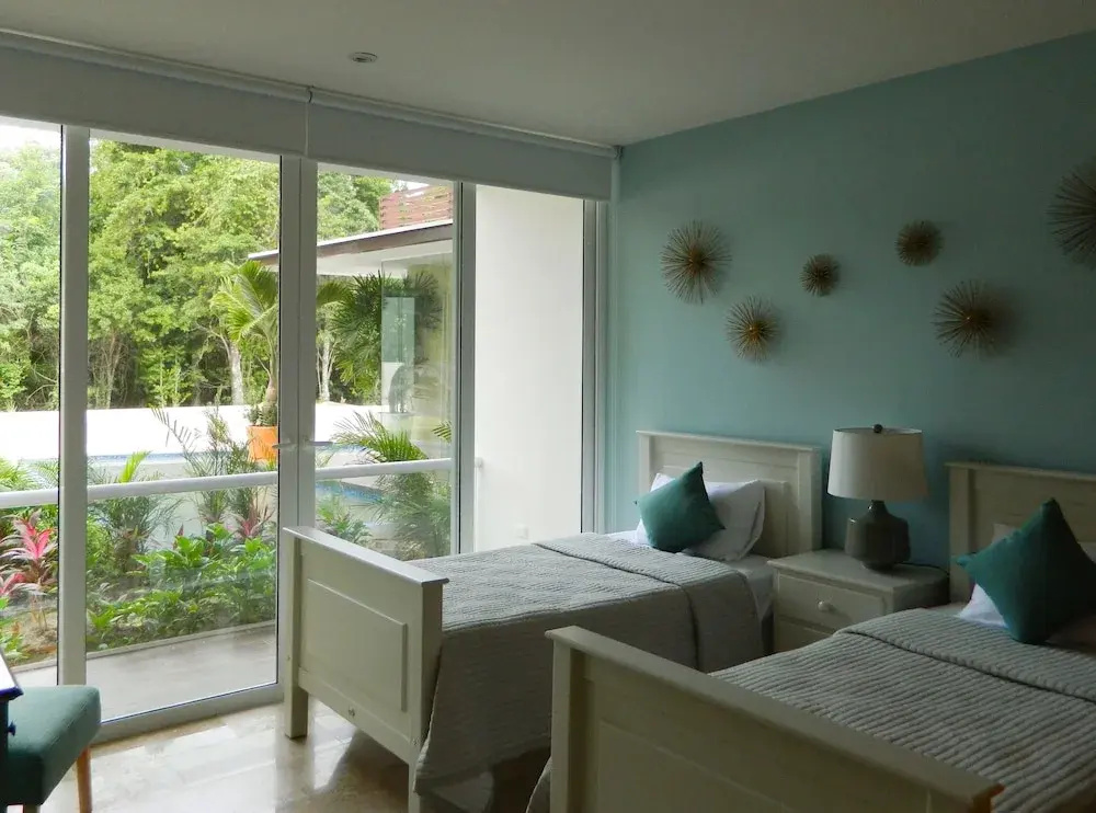 Terrazas Luxury Condos by Kiin