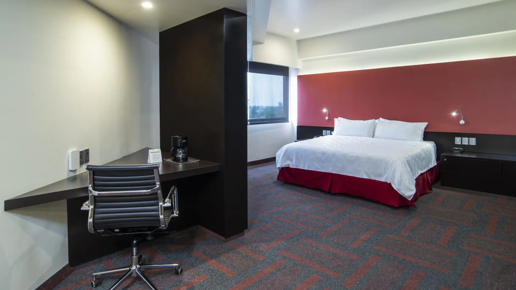 Holiday Inn Mexico Dali Airport by IHG