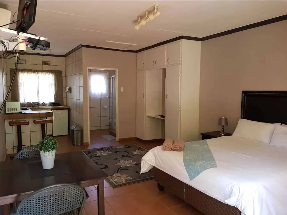 Baobab Chalets