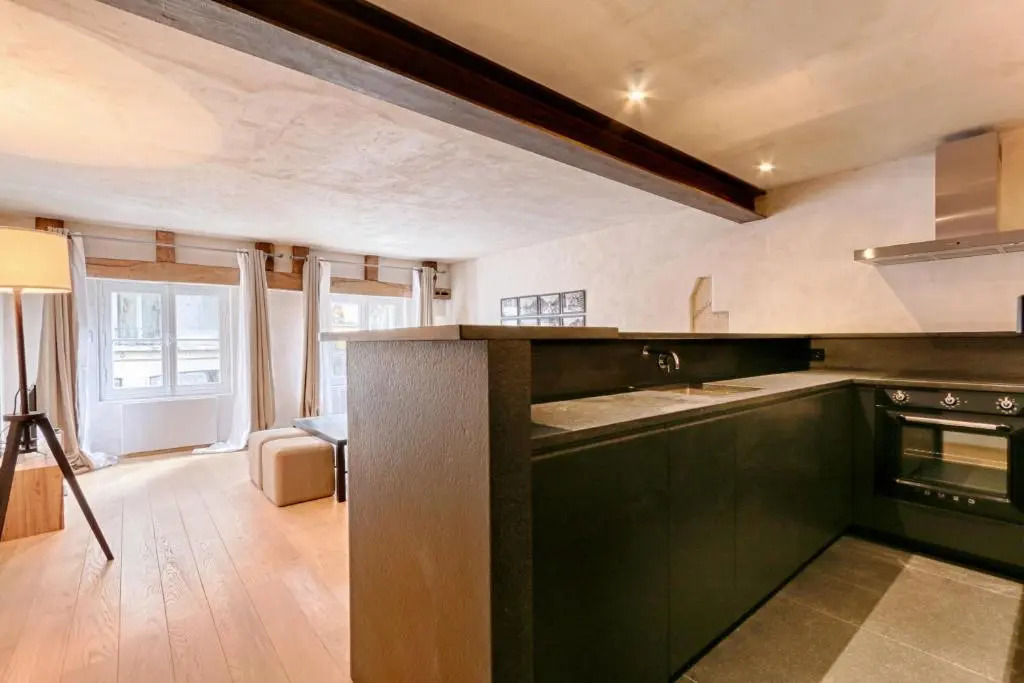Luxurious & Design Flat 2BR/8P- Boulevard Saint Germain