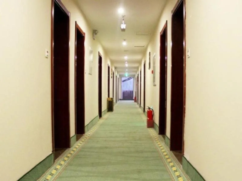 GreenTree Inn Taiyuan Wanbailin District South Inner Ring Qiaoxi Express Hotel