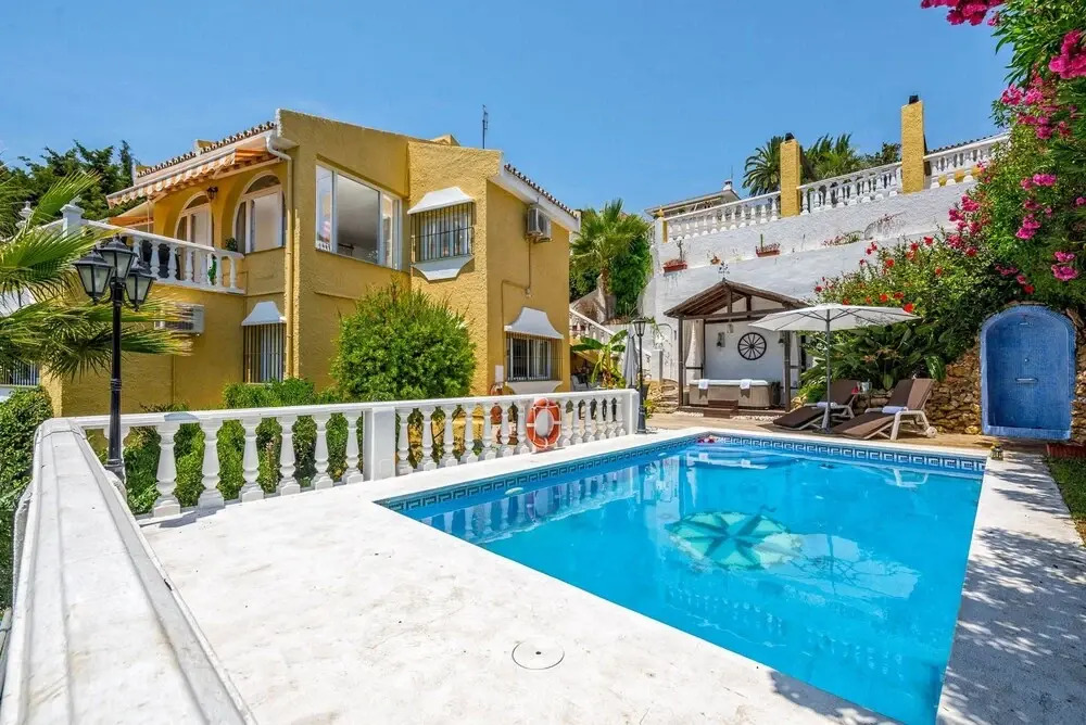 Solaga -  Villa Costalota