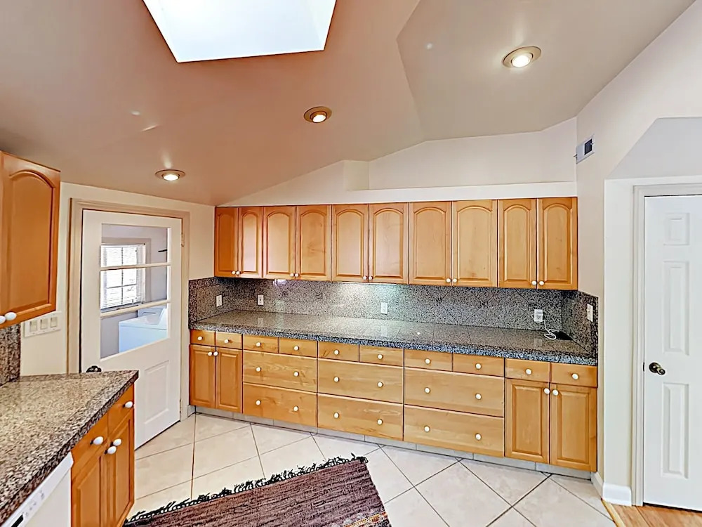 3 Santa Barbara - 3 Br Home