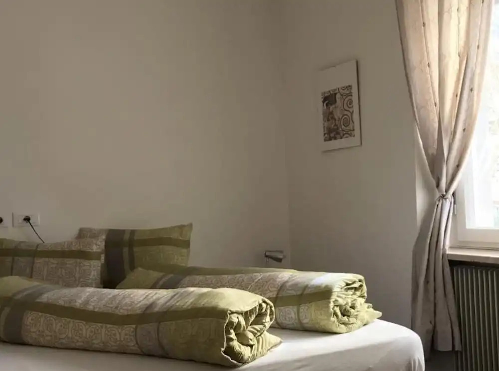 City Apartments Portico