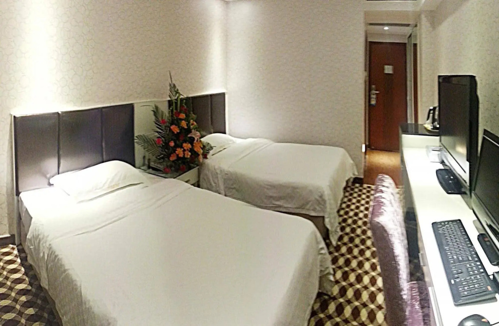 Yijing Hotel