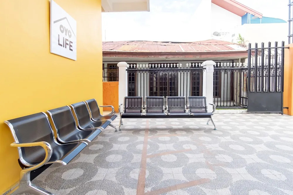 OYO Life 2158 Arista Residence Syariah