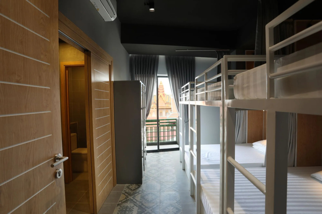 Sky hotel