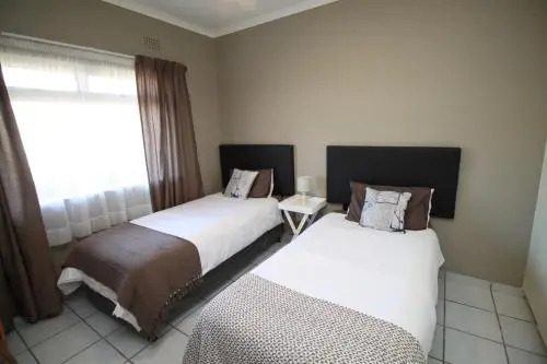 Dolphin View 308