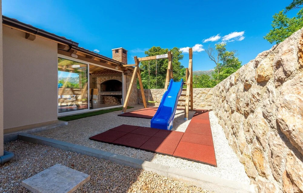 Gorgeous Home In Rovanjska