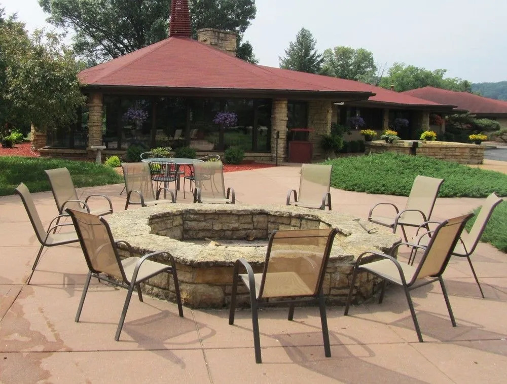 Spring Valley Inn