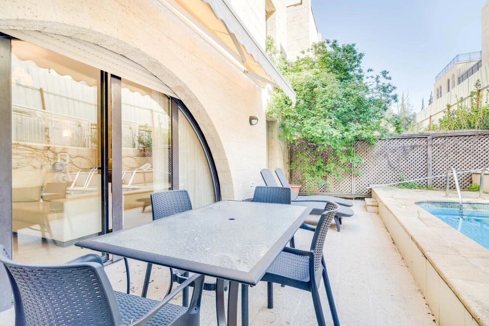 Mamilla Pool - Davids Village - Jerusalem-Rent