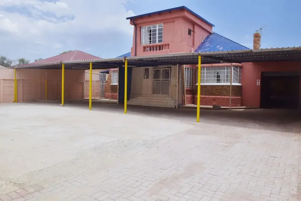 Skypz Home Lodge