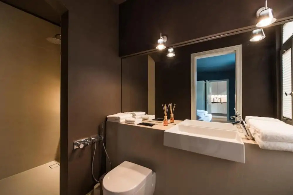 BS Suites