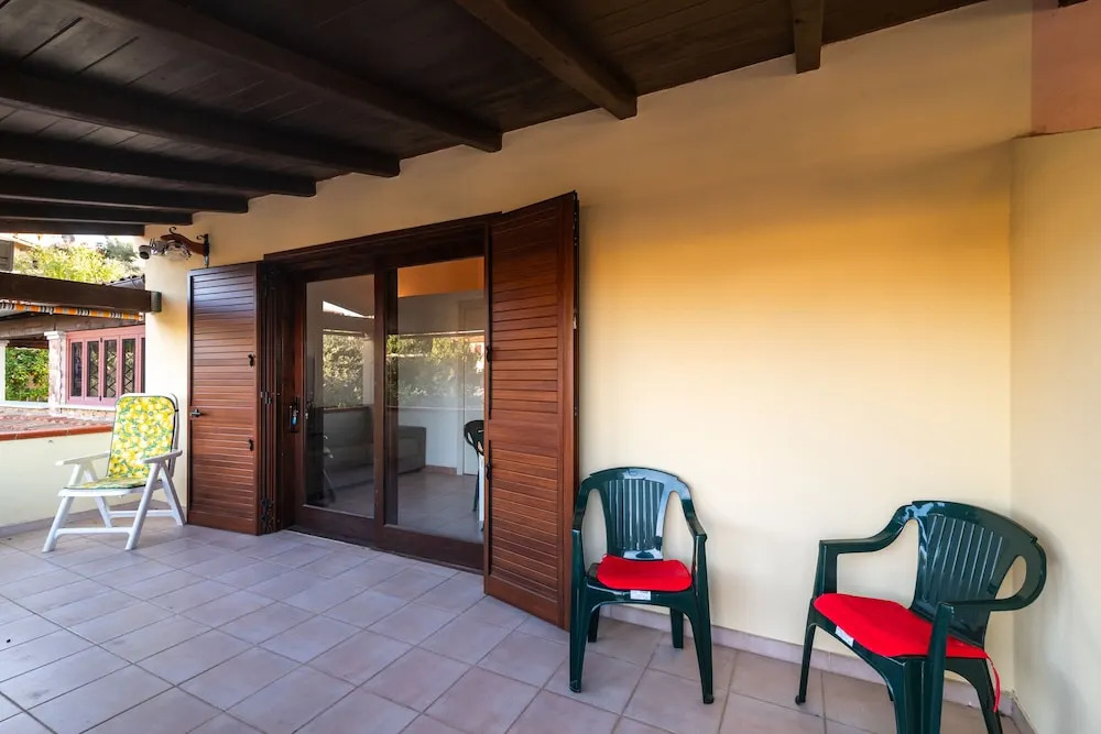 Trilo Gerrei Few Minutes From The Sea