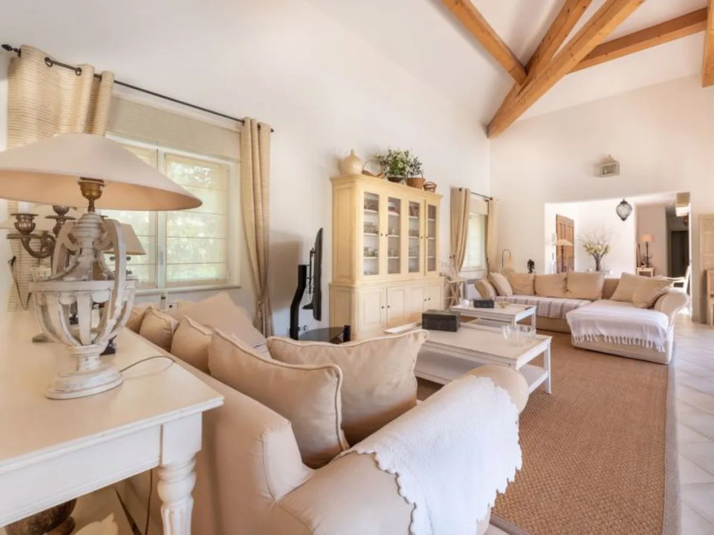 Villa Les Mûres mûres by Interhome