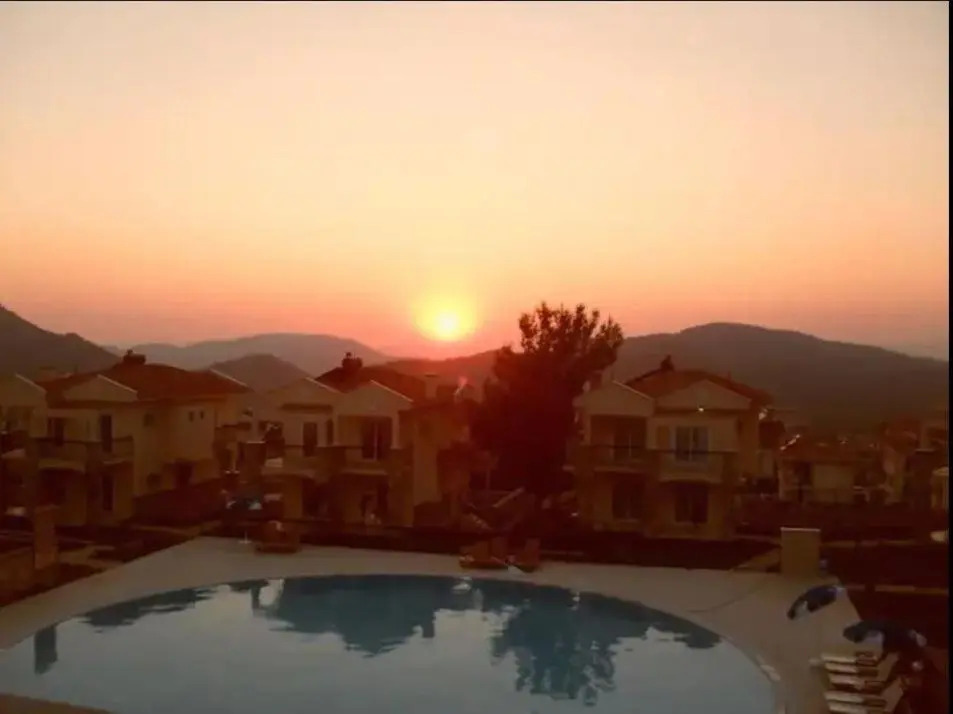 Emerald Villa 8