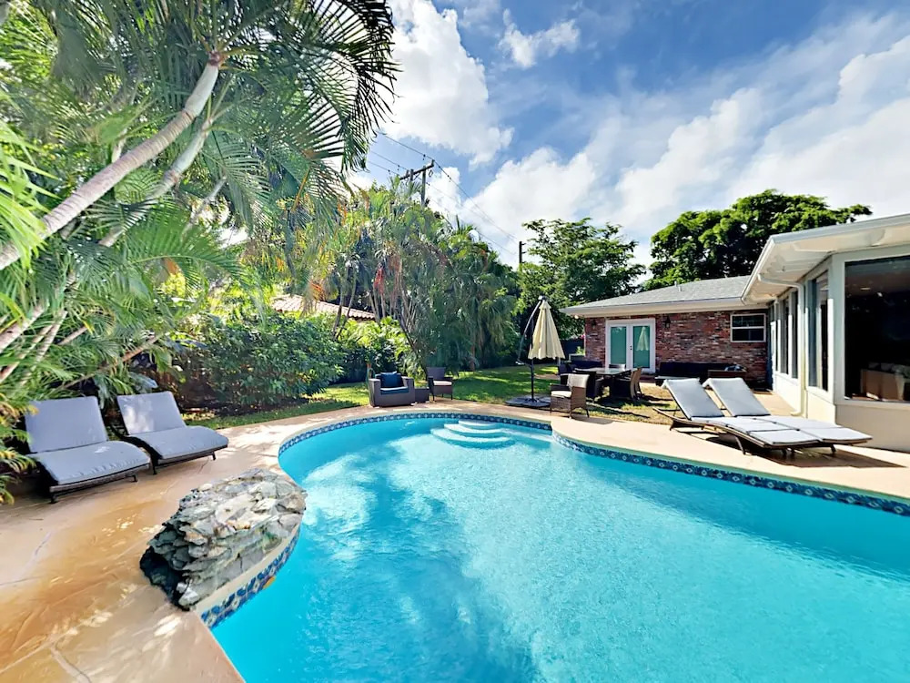 Pershing Way - 4 Br Home