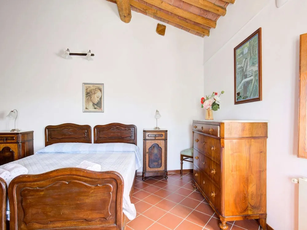 Apartment in Peccioli with Pool and Wine Tasting