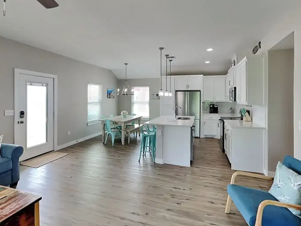 The Blue Heron by Silver Sands Vacation Rentals