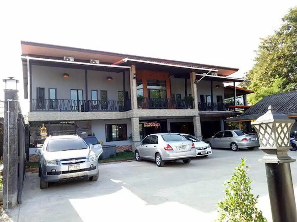 Sut Jai House
