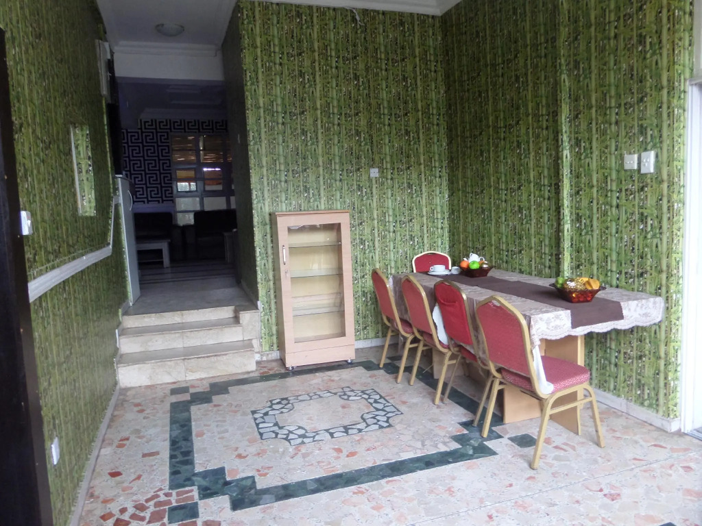 Silverland Hotel and Suites