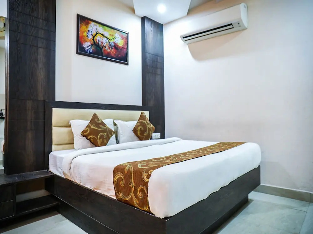 OYO 14635 Hotel Orchid