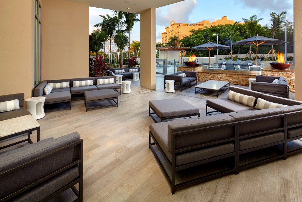 Hyatt Place Miami Airport East