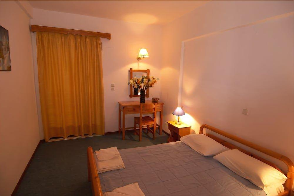 Ionikos Hotel