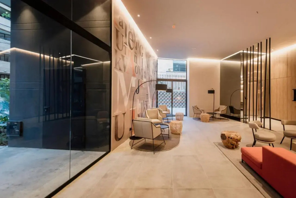 Lettera Hotel