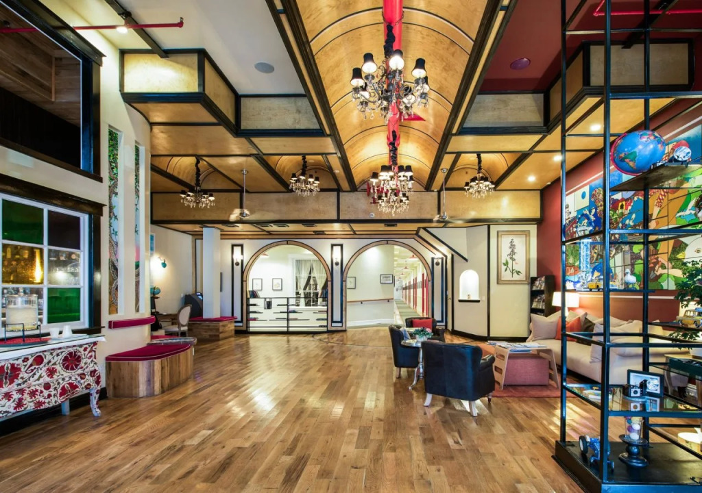 The Box House Hotel