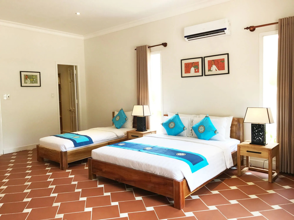 Peppercorn Beach Resort
