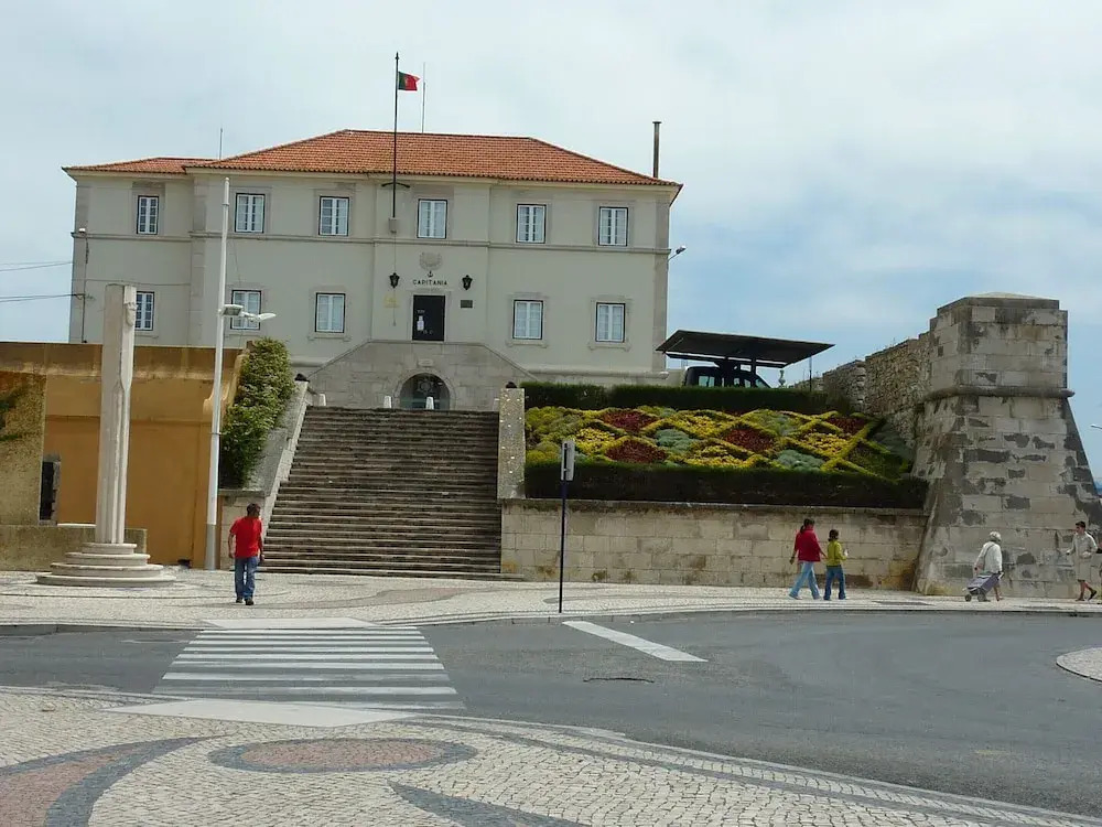 Villa in Portugal with Sea View & Pool