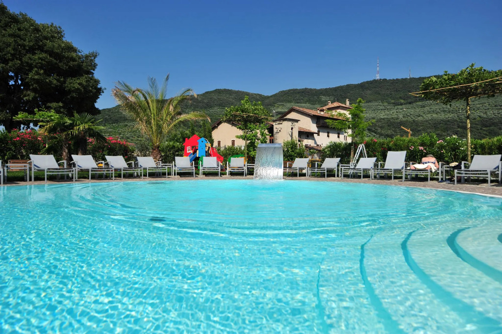 4 Limoni Apartment Resort