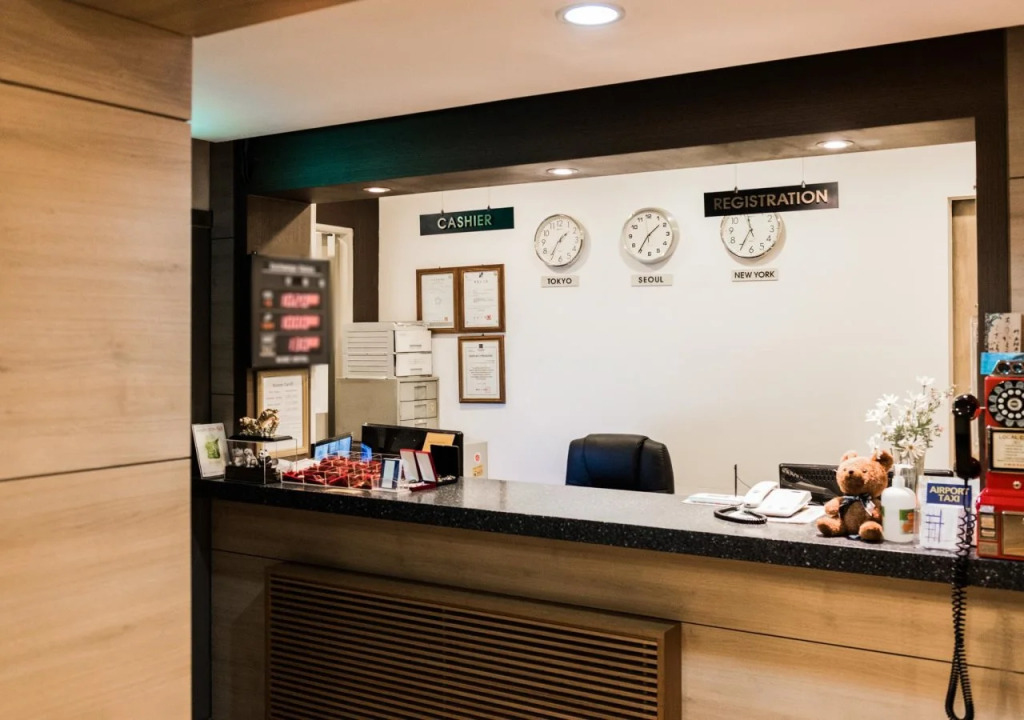 M.BIZ Hotel