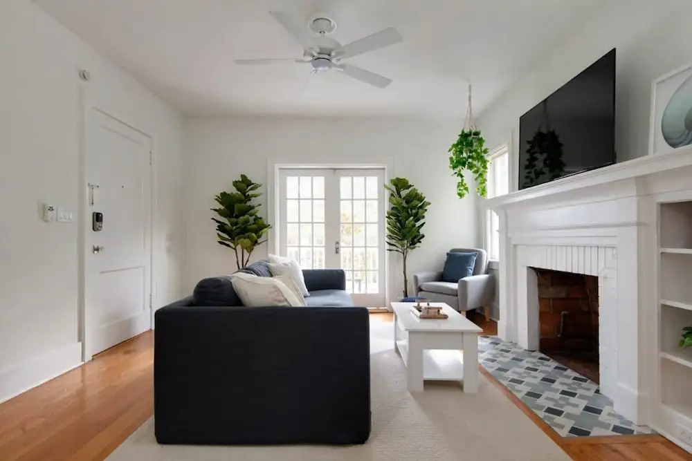 The Hyde Out by Brightwild Quiet Hyde Park Home