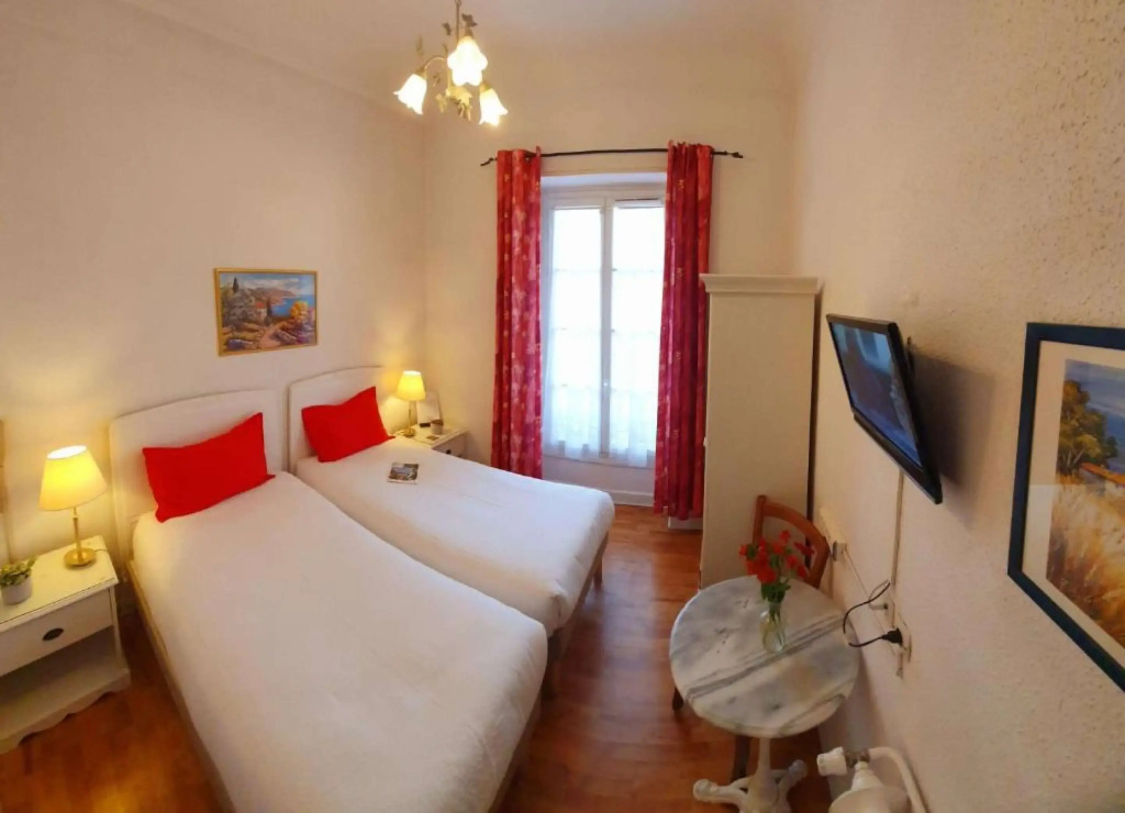 Hotel Louvia