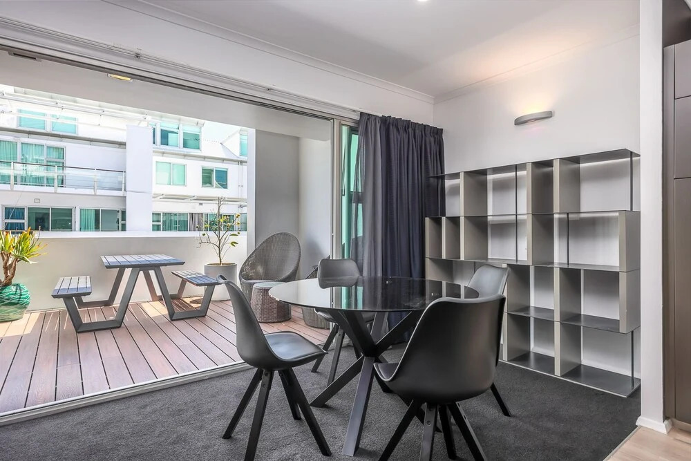 QV Modern Upscale Apartment w Wifi 1046