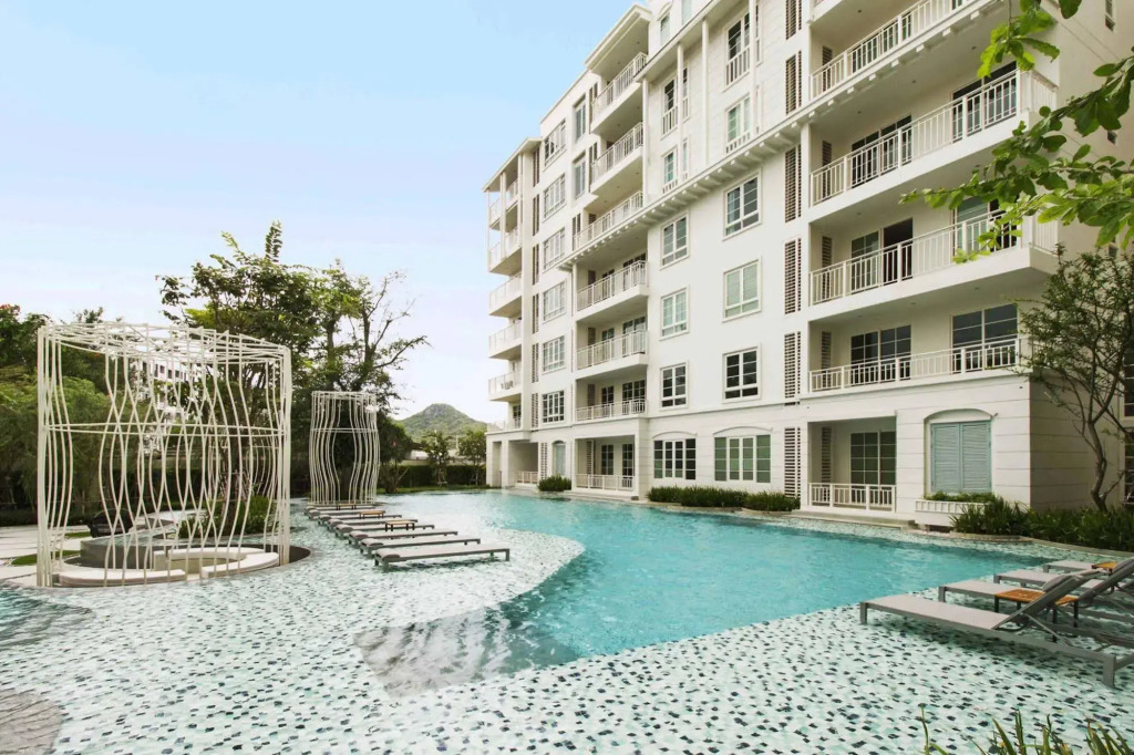 Summer Hua Hin by Favstay