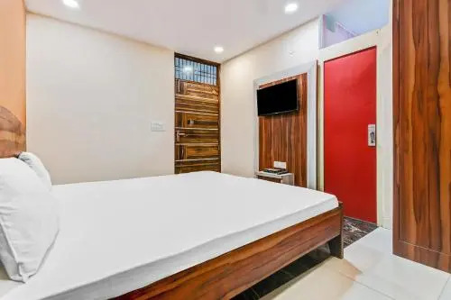 Spot On 61994 Hotel Red Apple Spot