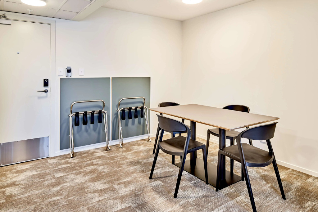 Sojourn Apartment Hotel - Ghuznee