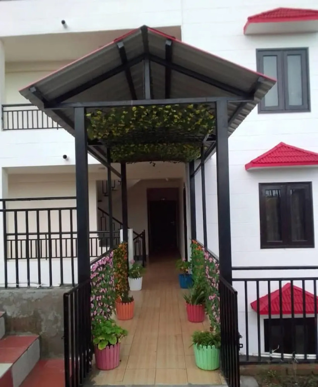 S L Residency