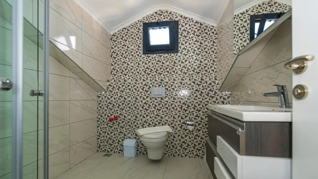 Hisar 1 - 4 Bedroom Holiday Villa in Hisarönü