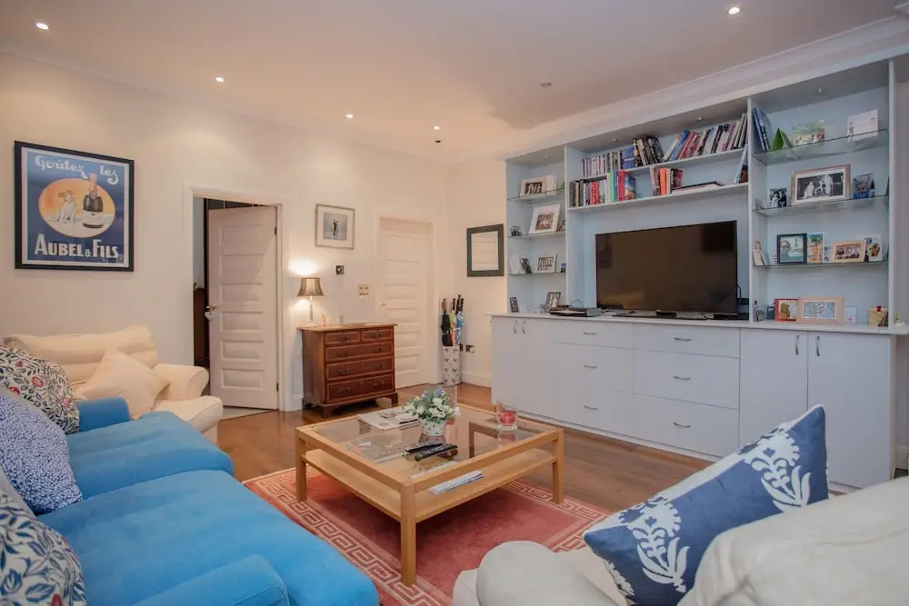 Garden Flat in Shepherds Bush