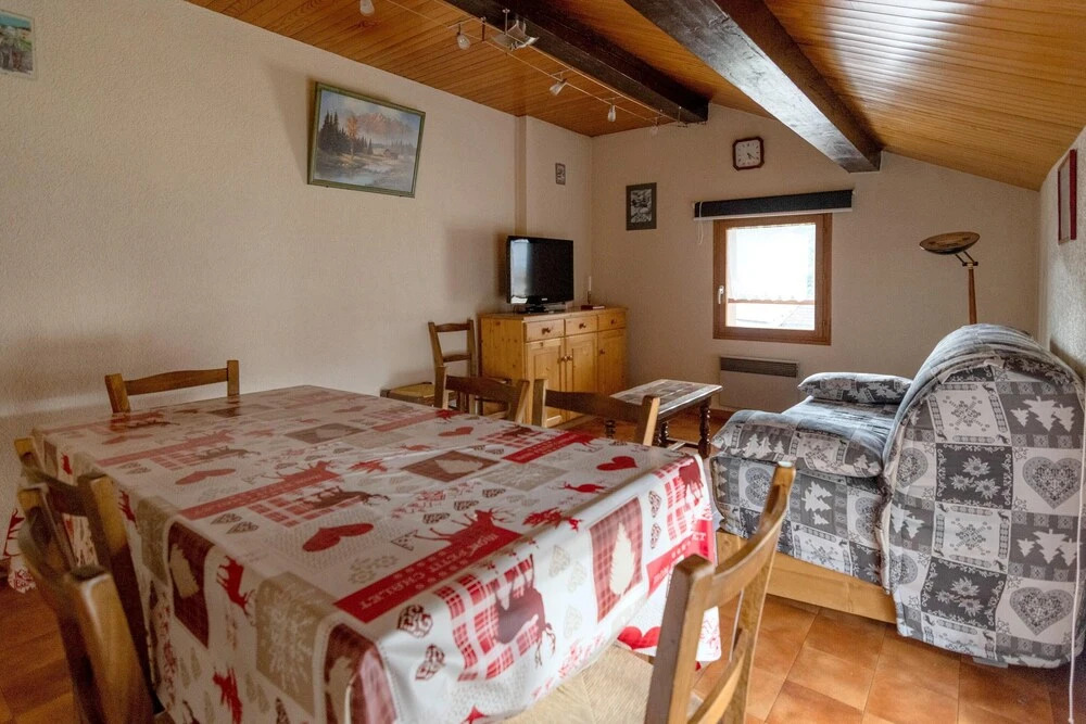 Apartment with 2 Bedrooms in Saint-Martin-De-Belleville, with Wonderful Mountain View - 2 Km From the Slopes