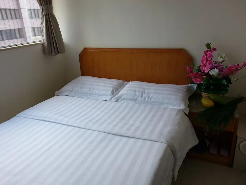 Le Cong Fraternal Guest House