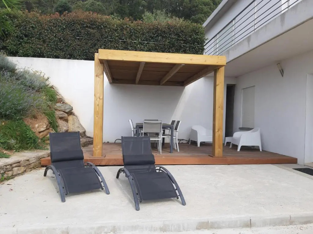 T2 calme avec vue mer et borne de recharge