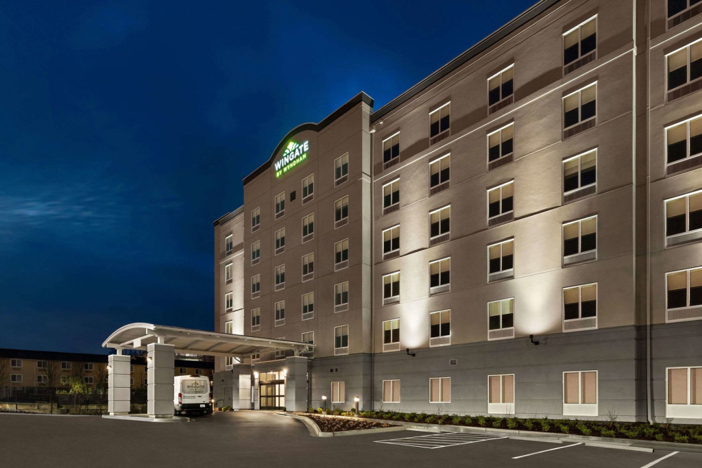 Courtyard by Marriott Seattle SeaTac Airport