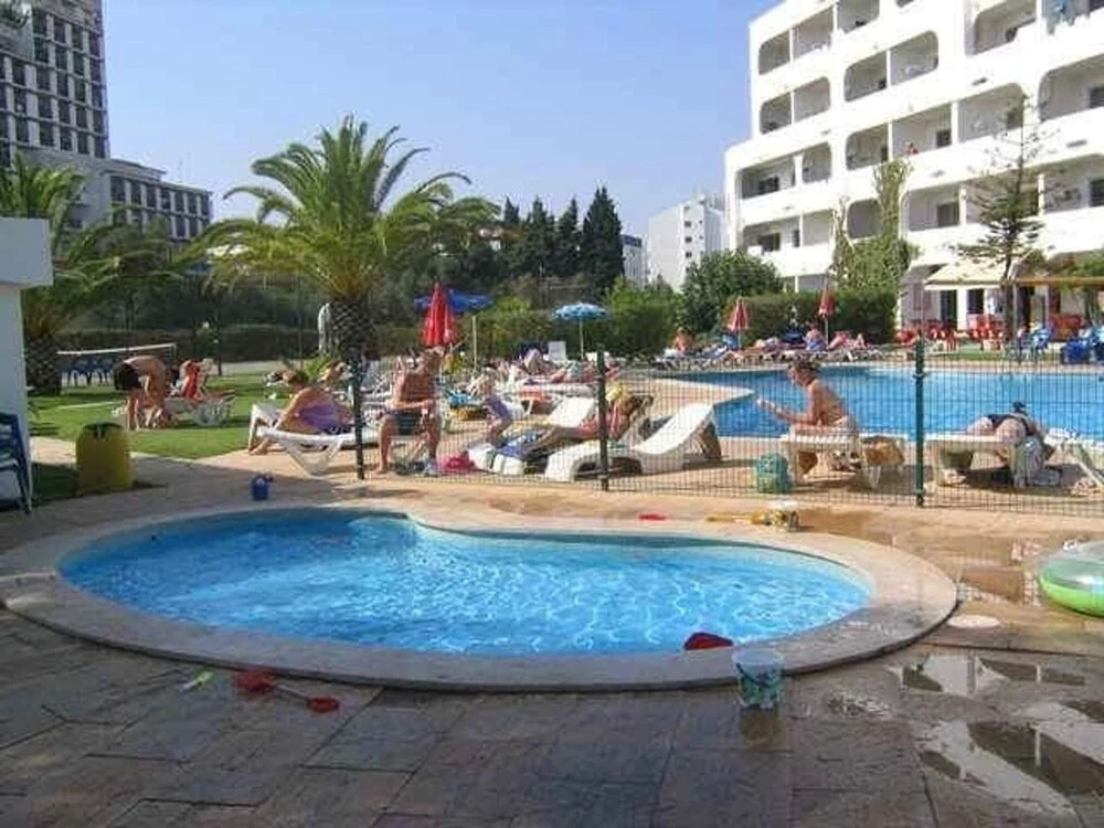 Studio in Albufeira, With Pool Access, Furnished Garden and Wifi - 2 k